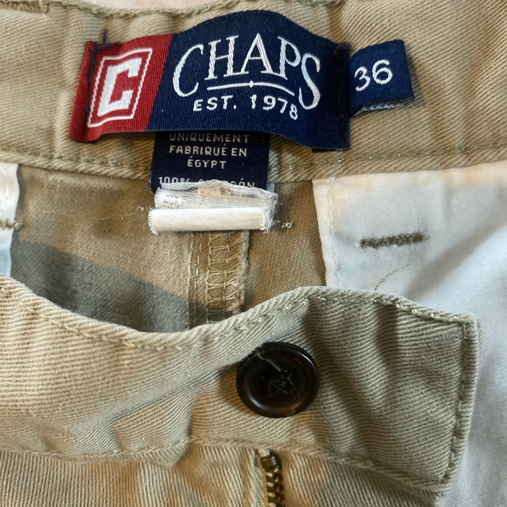 Chaps Men’s Khaki Shorts 36